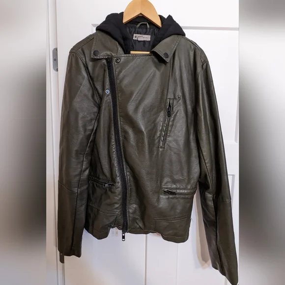 Faux leather jacket - Picture 3 of 4